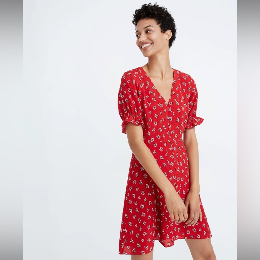 Madewell Silk Ruffle-Sleeve Button-Front Dress in Little Lilies 2 EUC